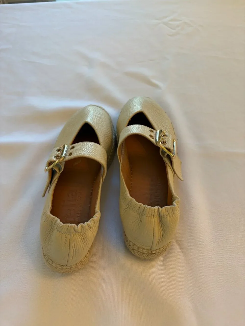 Jutelia cream pebble leather espadrille flats with buckles size 39